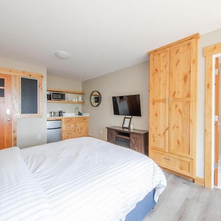 Lakeside Hotel Room #2 In キングスビーチ エクステリア 写真